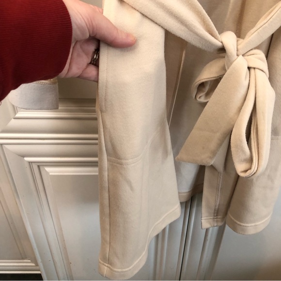 Jones New York women’s bathrobe - Picture 7 of 8